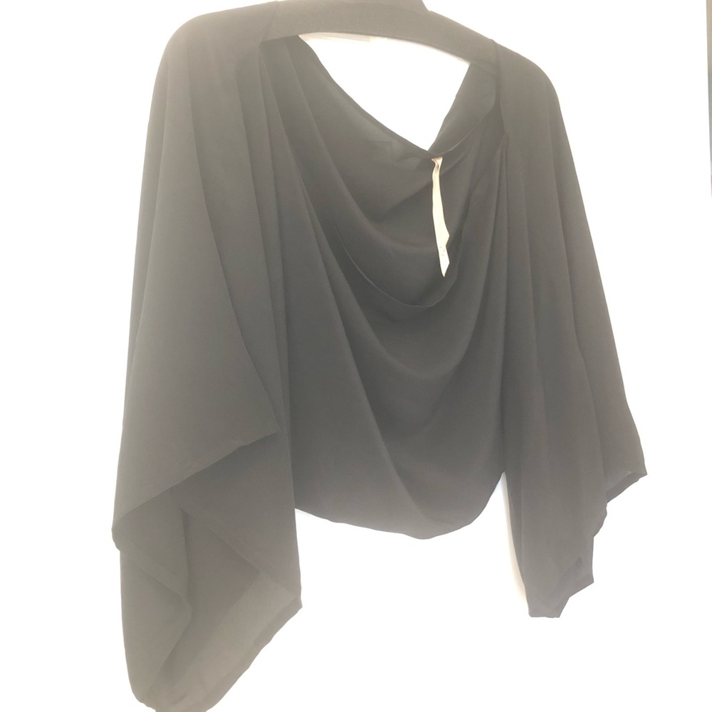 Bailey 44 black 100% silk shrug